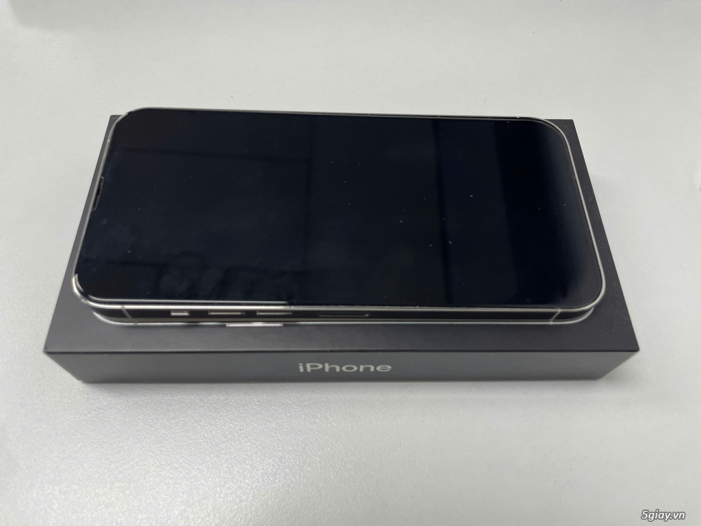 IPhone 13 Pro Max - Trắng 128GB - Pin 77% - Bao Zin - Máy Đẹp - 11Tr