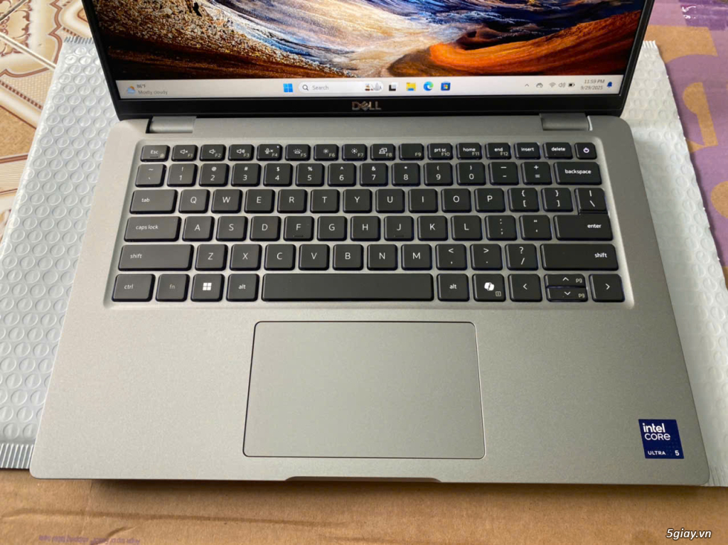 Dell Latitude 5450 Chip AI Ultra 5 125 Ram 16G SSD 256G 14inch FHD W11 - 2