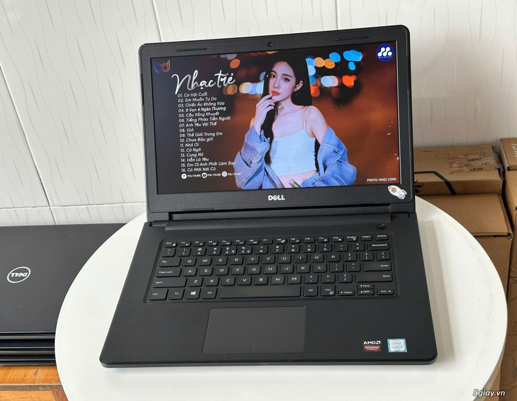 Dell Inspiron 3467 i3-6006U, RAM 4GB, SSD 128GB, R5 M330 2GB, 14 HD