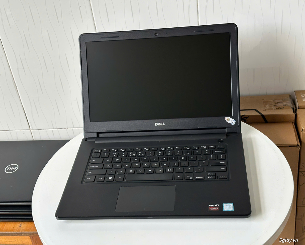 Dell Inspiron 3467 i3-6006U, RAM 4GB, SSD 128GB, R5 M330 2GB, 14 HD - 1