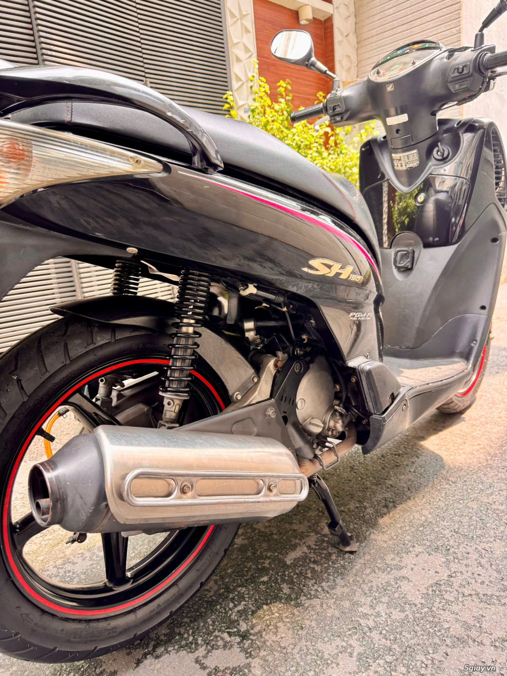 Honda SH 150i nhập Ý đk 2009 đen sport mới đẹp . - 4