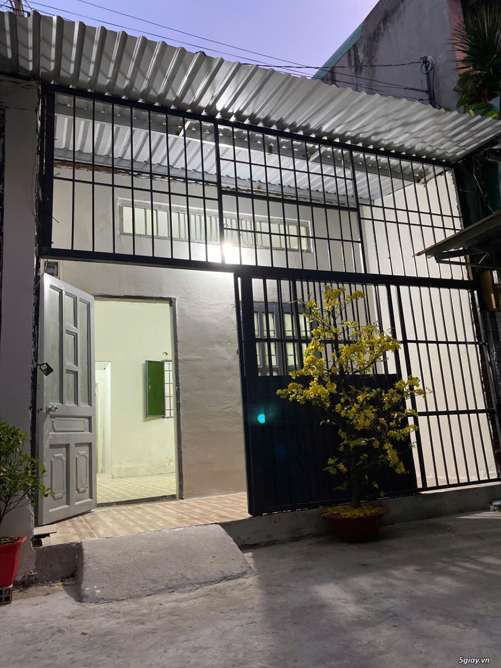 Cho thuê nhà nguyên căn 40m2 ngay ngã 4 T.Thới Hiệp Q12 , sát Gò Vấp