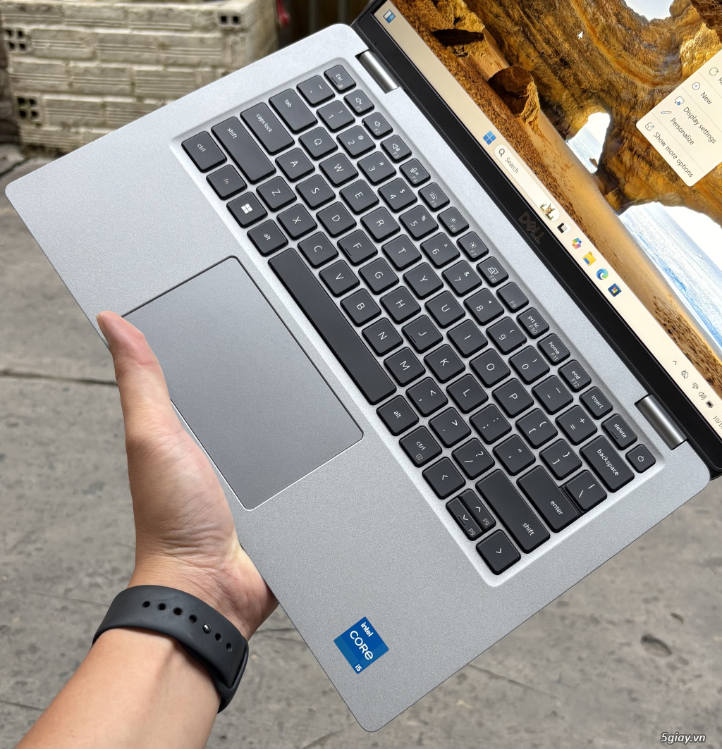 Dell Latitude 5430 i5-1245U Ram 16G SSD 512G US zin đẹp - 4