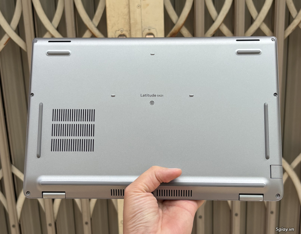 Dell Latitude 5421 i7-11850H/16G/512G Vga rời MX 450