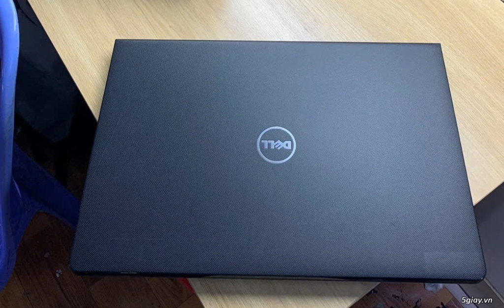 Cần bán máy Dell vostro Core i5 7200U