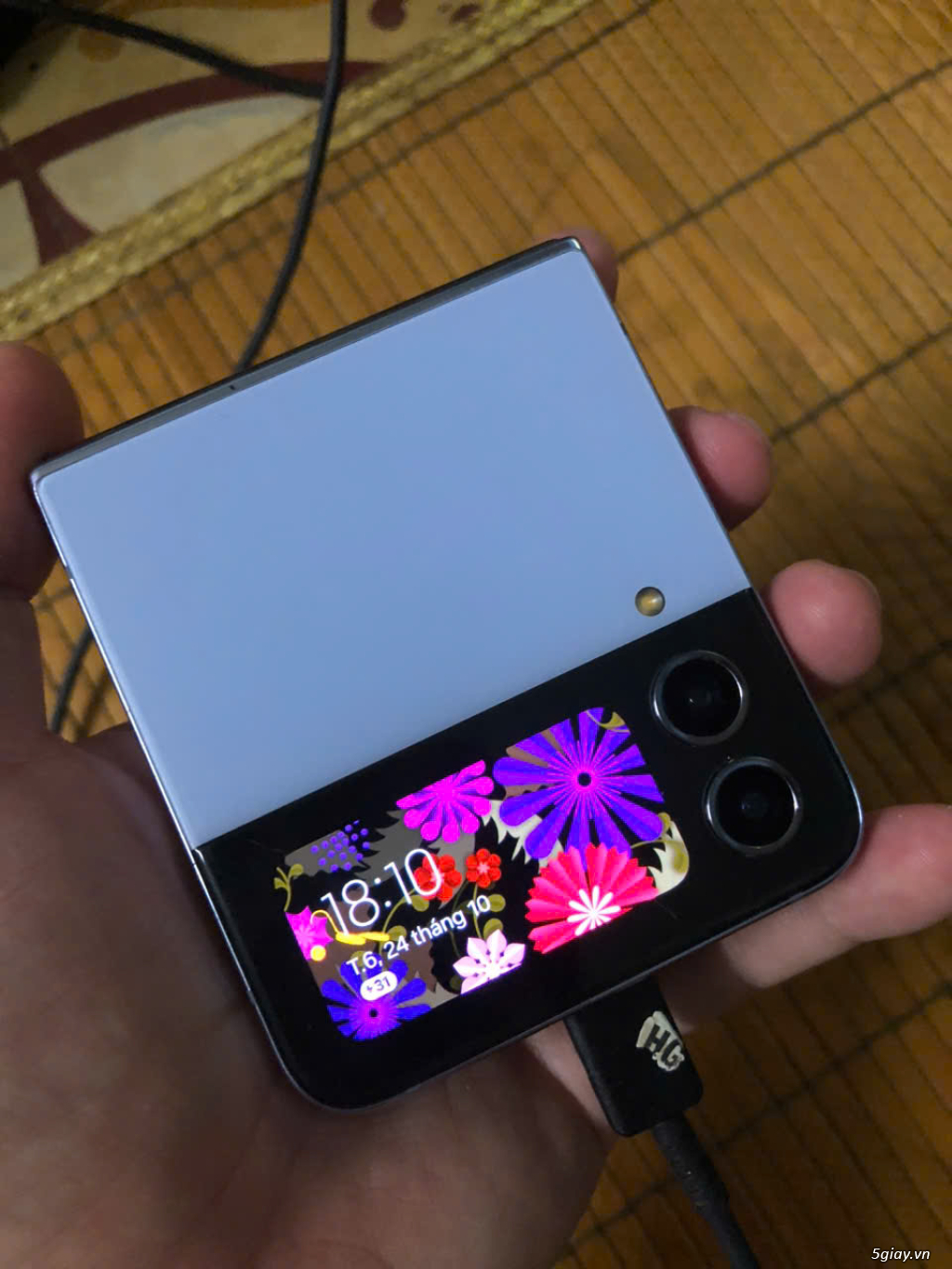 ZFlip 4 vn 8 128 - 1