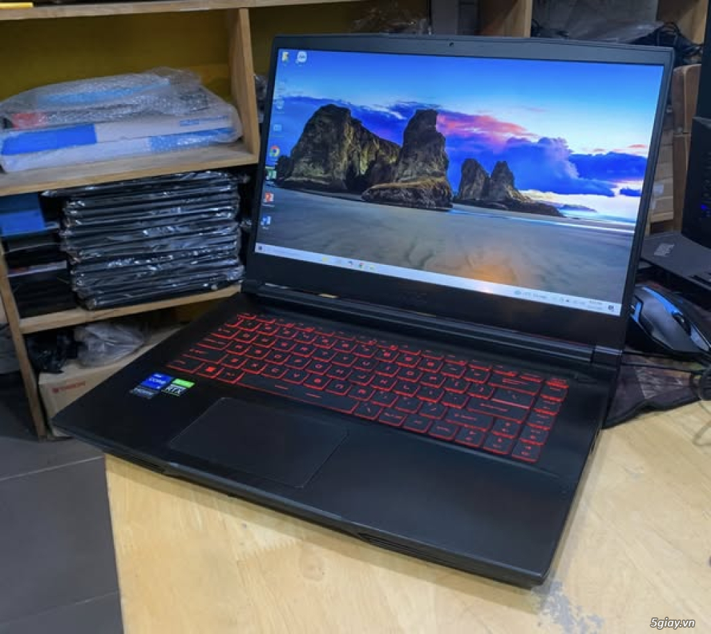 MSI GF63 Thin Core i5-12450H Ram 16GB SSD 512GB 2 VGA Rời RTX 4050 FHD
