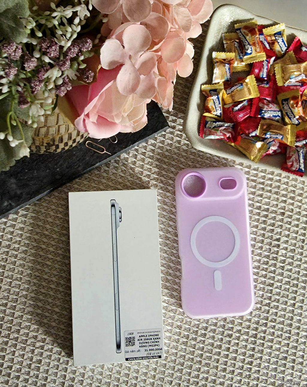 Iphone Air 256G Blue Zp/a Mới Sạc 14 Lần... !