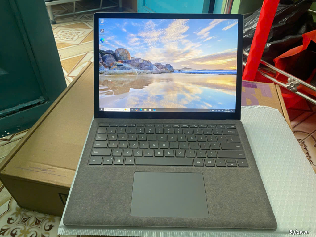 Surface Laptop 4 13inch Core i7 1185G7 Ram 16G SSD 512G 2.5K Touch US - 1