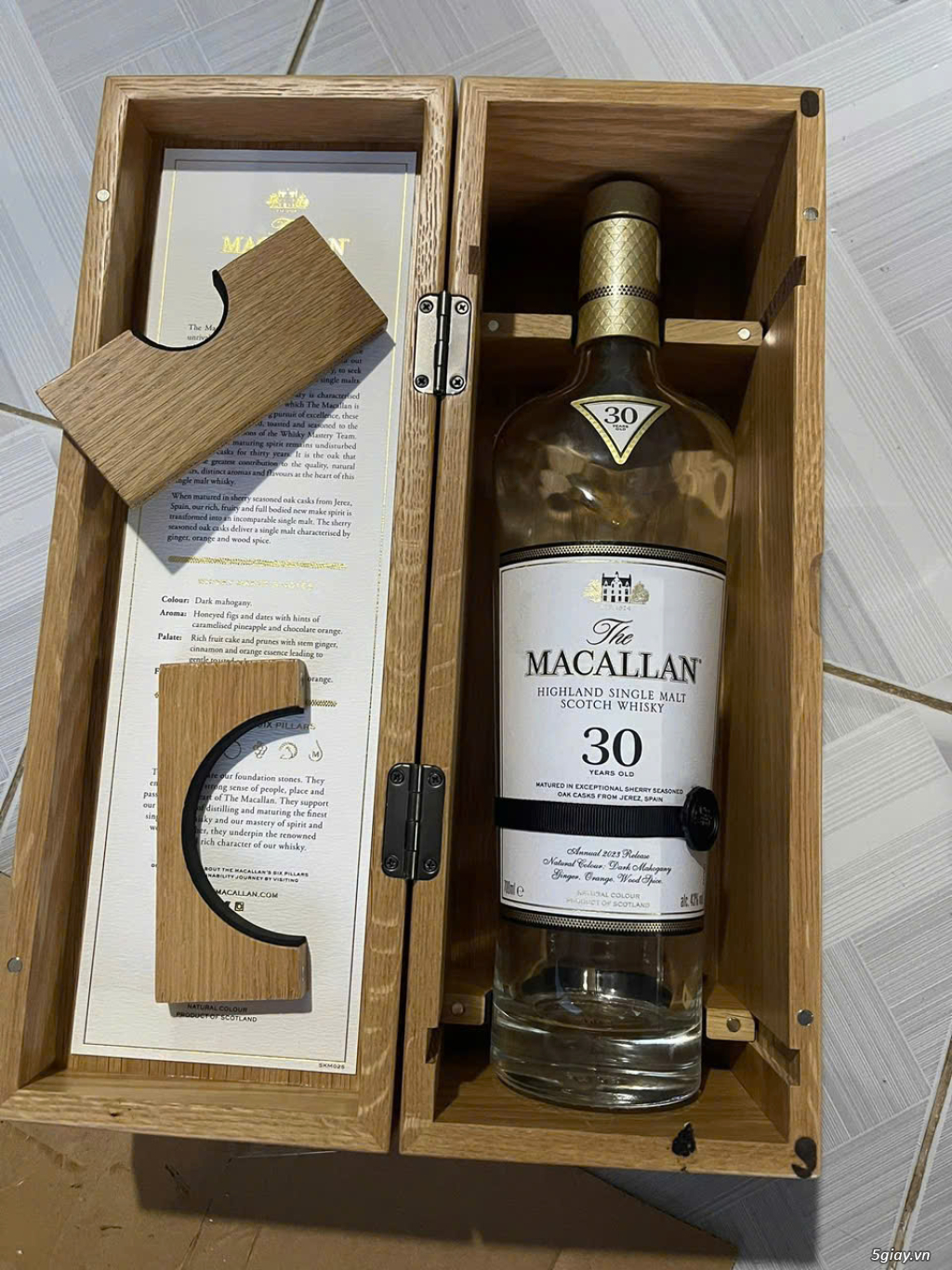 Cần mua vỏ chai rượu ngoại chivas 25 38 Maccalan 18 25 30 M, Hibiki, - 3