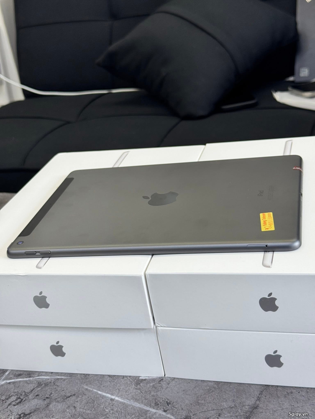 Ipad Gen8 32G 4G xạc 0L