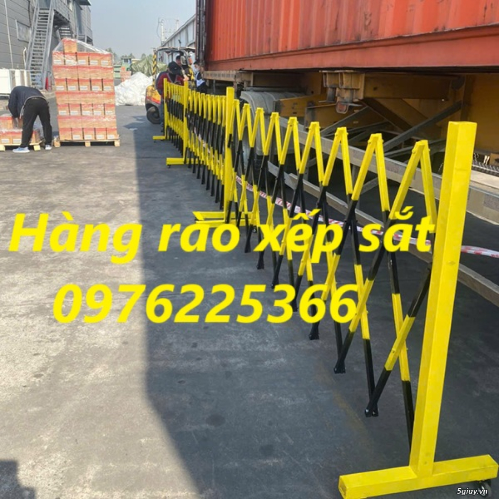 Hàng rào xếp sắt, hàng rào xếp kéo tay di động
