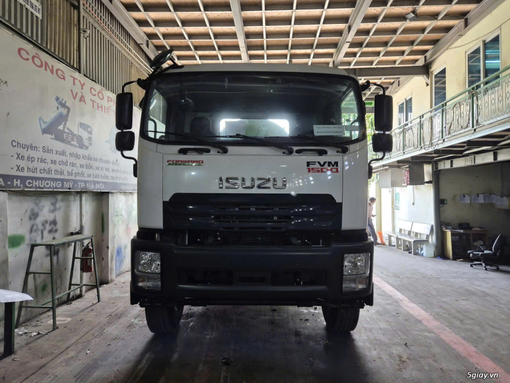xe hút chất thải Isuu 13 khối - 2