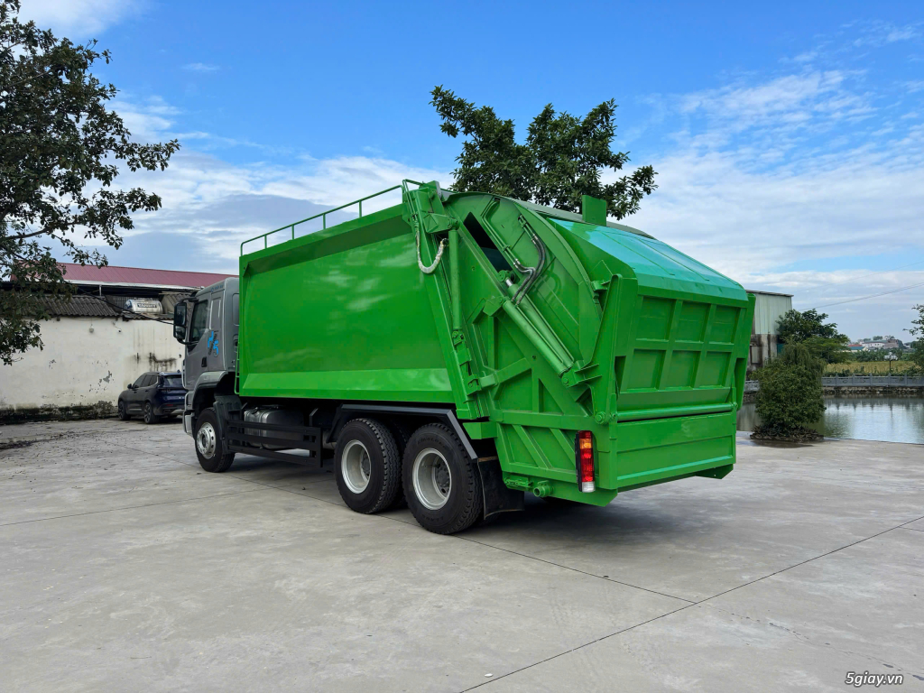 Xe hút chất thải xe cuốn ép rác và phụ tùng xe chuyên dụng - 1