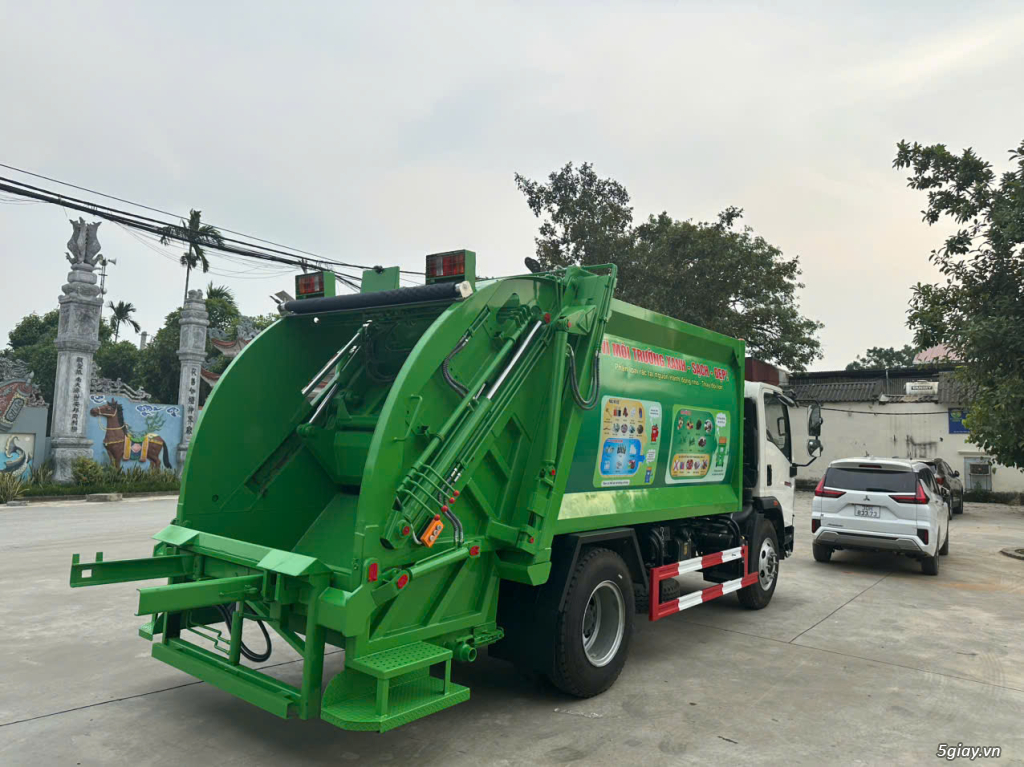 Xe hút chất thải xe cuốn ép rác và phụ tùng xe chuyên dụng - 4