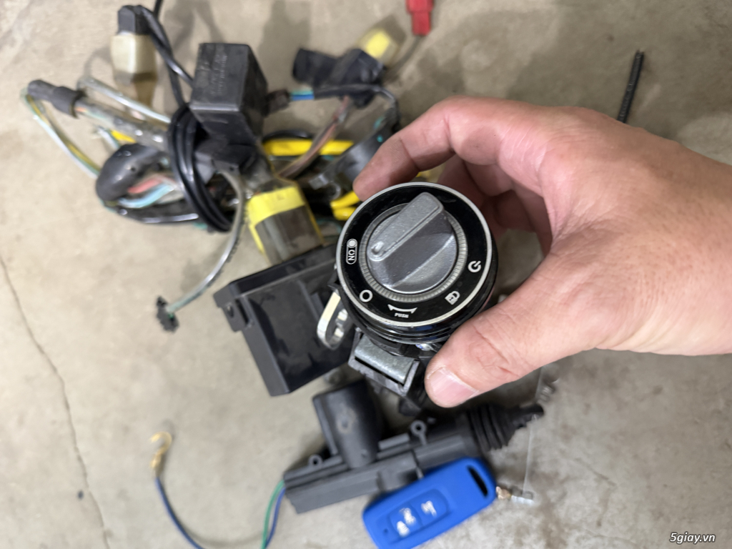 Thanh lý mớ đồ chơi xe Mio m3