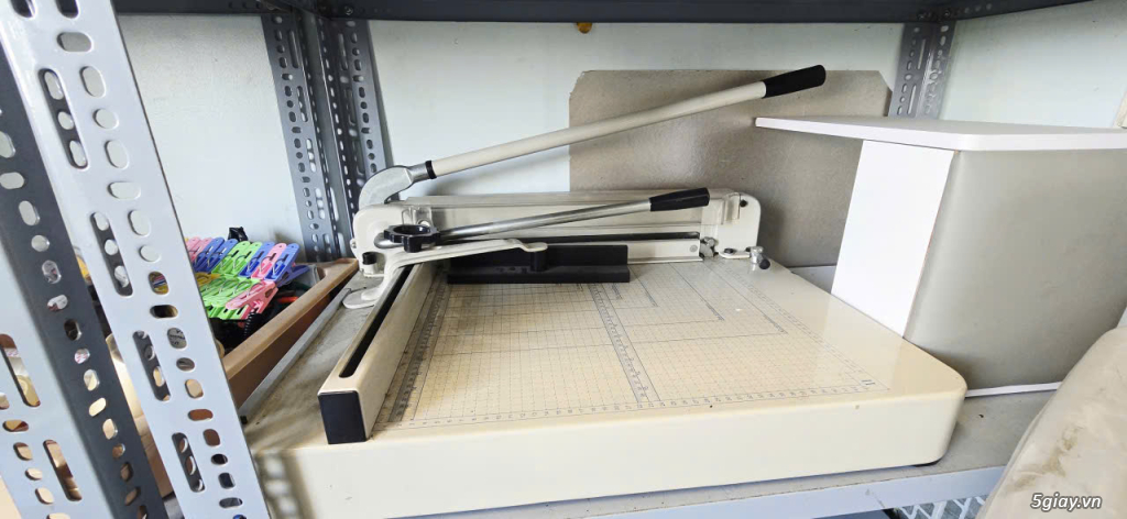 Dọn kho thanh lý cân nhơn hòa , máy cắt giấy photocopy