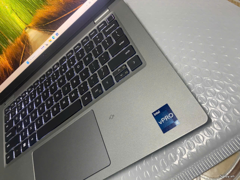 Laptop Dell Latitude 5330 i5 1245u Ram 16G SSD 256G FHD Led Phím W11 - 2
