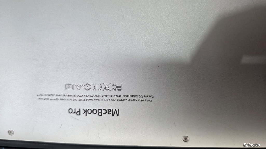 Bán xác MacBook Pro A1502, hỏng màn hình.  128G SSD, RAM 8GB Giá 1tr - 2