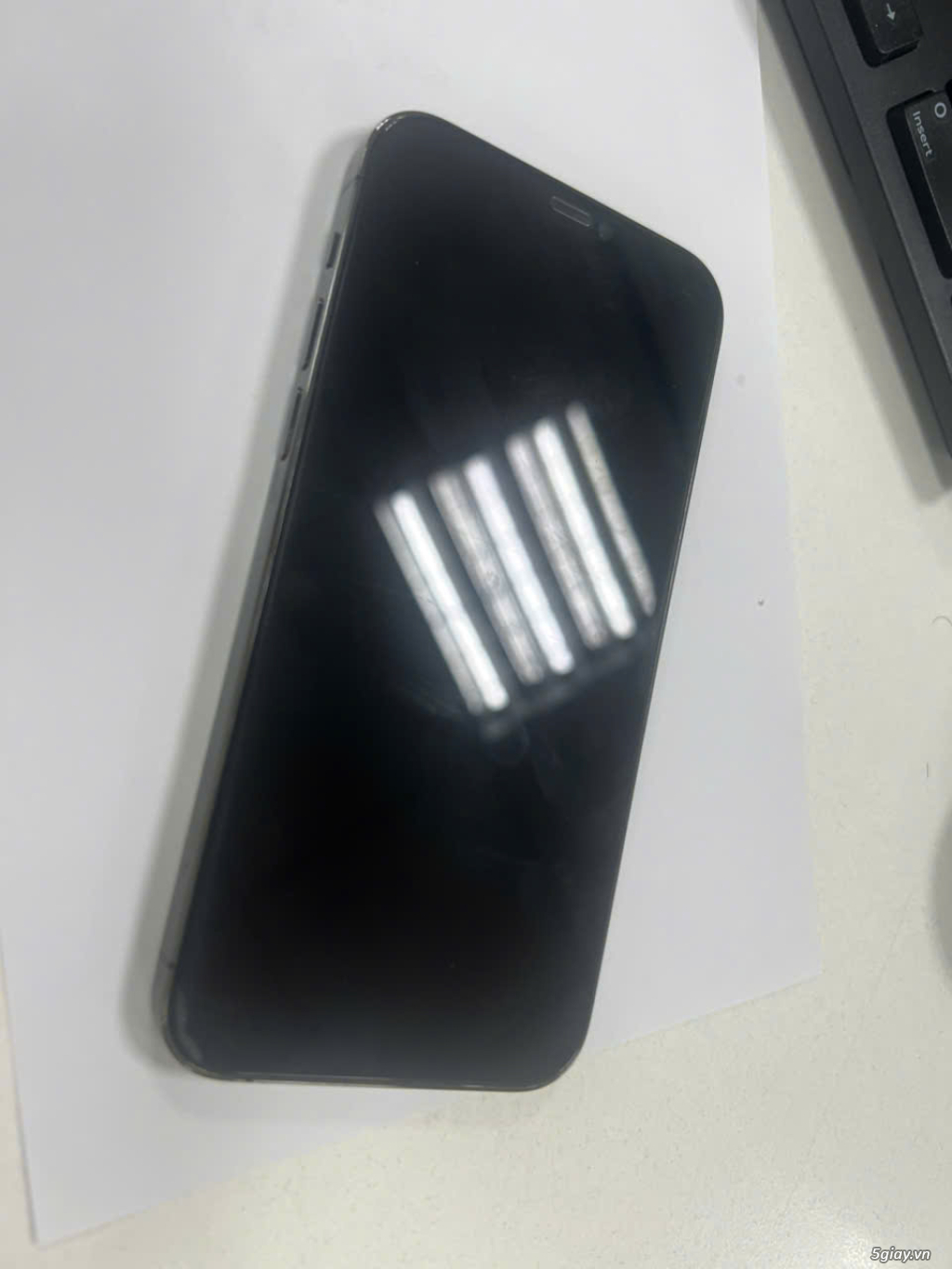 cần bán Iphone 12 pro 128 đen - 1