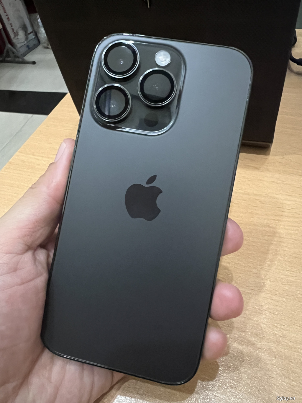 Bán iphone 14 pro 128gb black quốc tế THÁI LAN TA full zin 100%