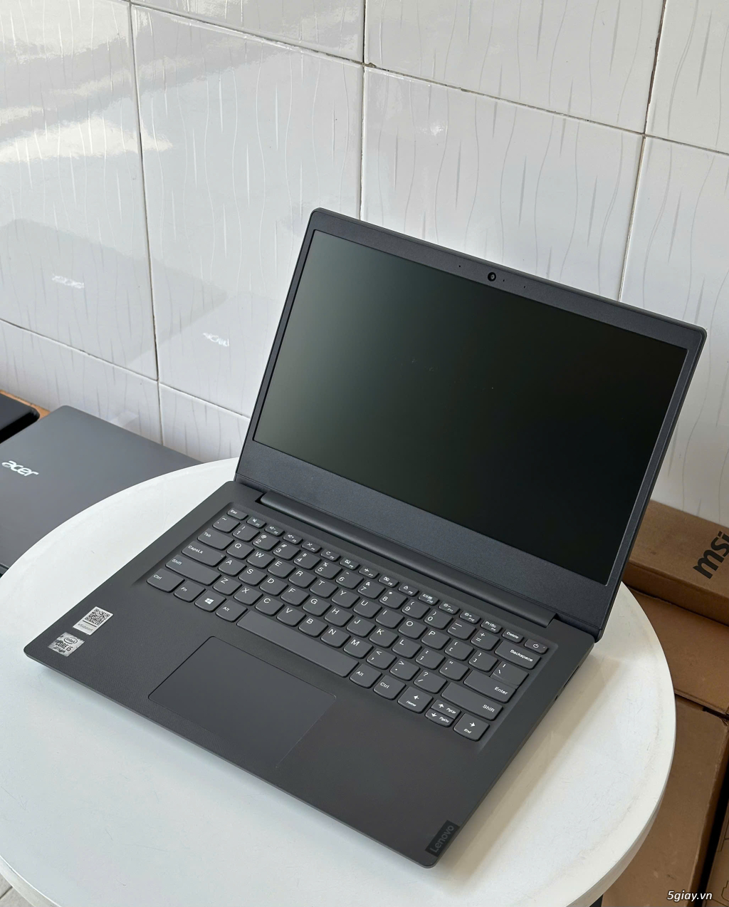 Lenovo V14-IIL Core i5-1035G1, RAM 4GB, SSD 256GB, UHD Graphics, 14HD - 2