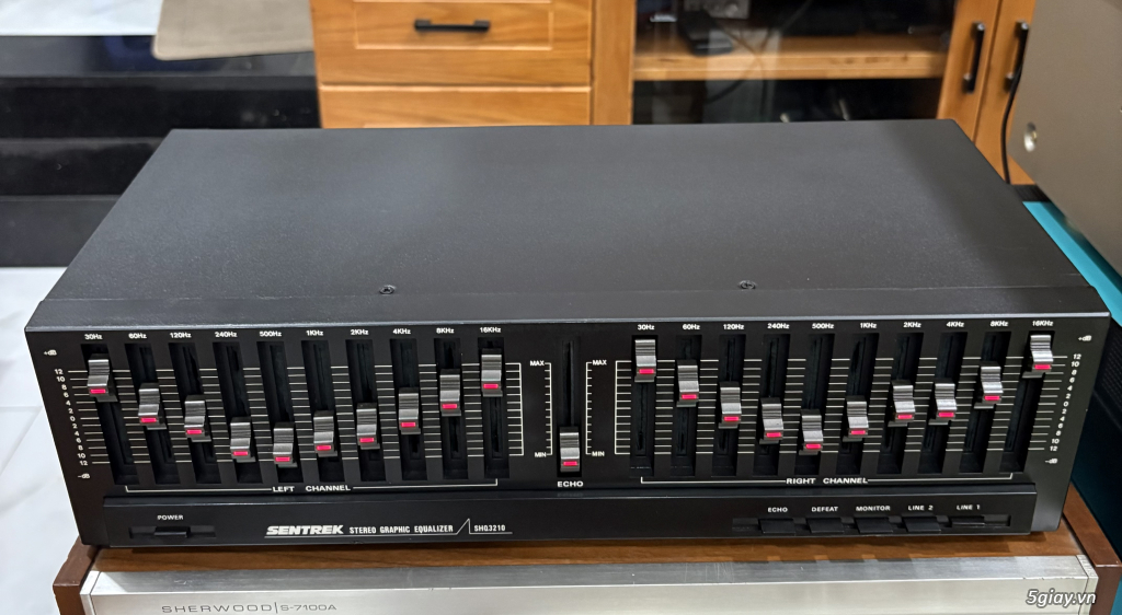 Lọc EQ Usa SENTREK SHQ3210, 117V, Còn Denon Sansui luxman JBL Bose