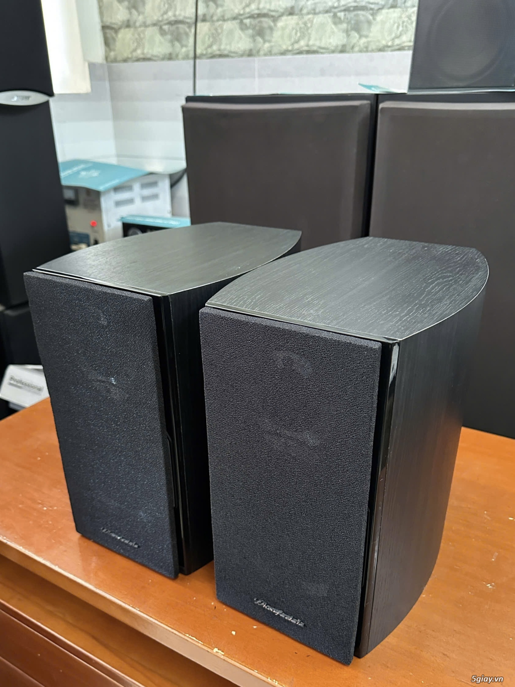 Loa Wharfedale Diamond 10.1, Còn Denon Sansui Bose JBL Accuphase