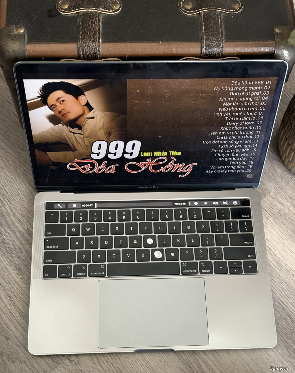 Macbook Pro 2019 13 inch i5 8G/256G 98%… Zin ! - 5