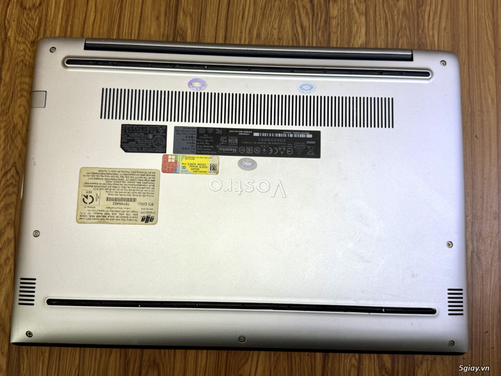 Dell - Core i7 - Có Card rời - Vỏ nhôm luôn - 10