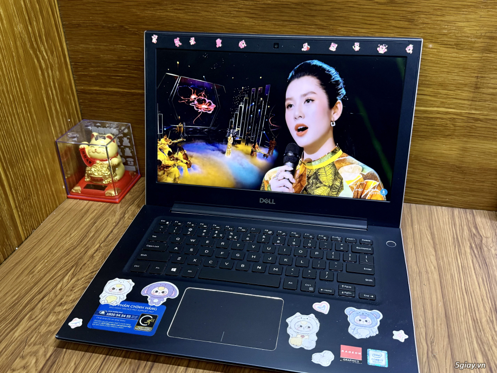 Dell - Core i7 - Có Card rời - Vỏ nhôm luôn - 8
