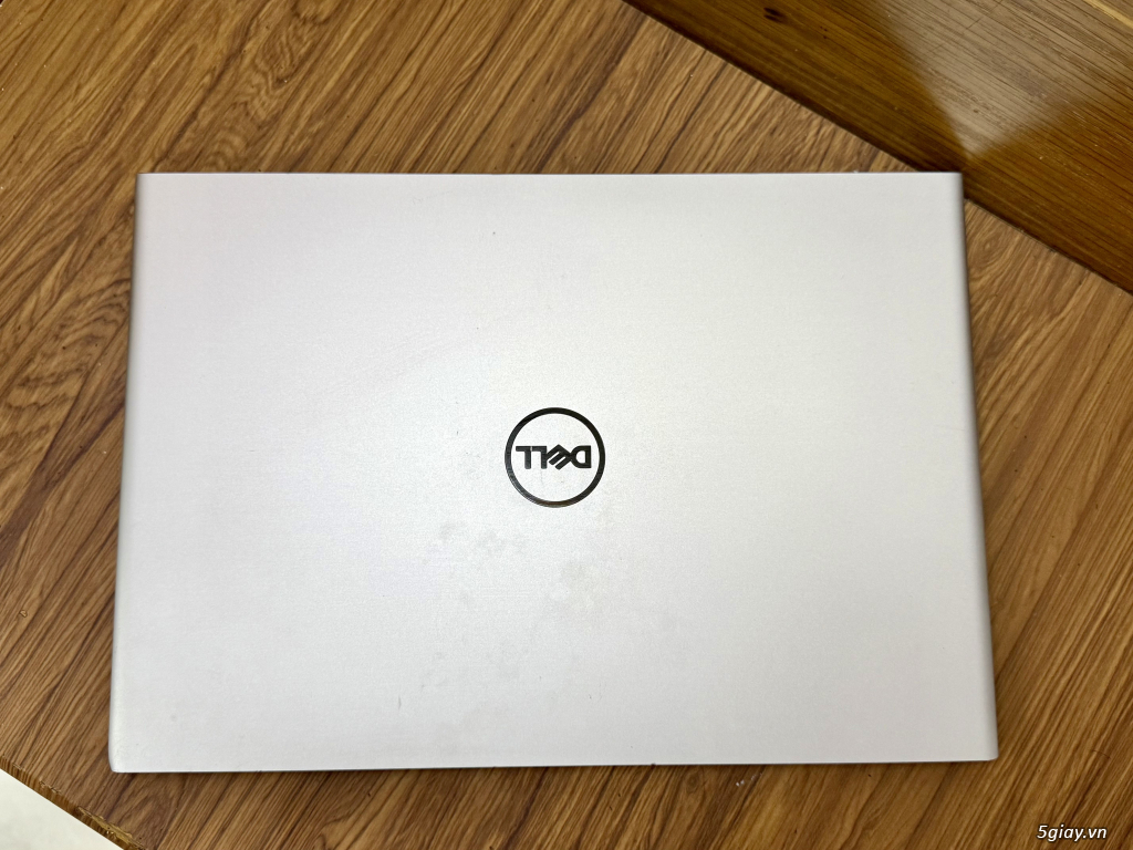 Dell - Core i7 - Có Card rời - Vỏ nhôm luôn - 13