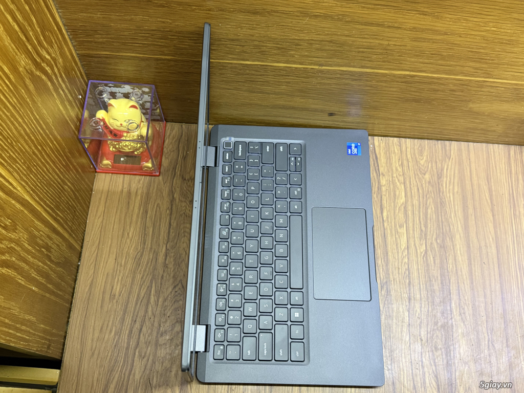 Dell Latitude 7420 - Core i7 1185G7 - 1.2 Kg thôi - 1