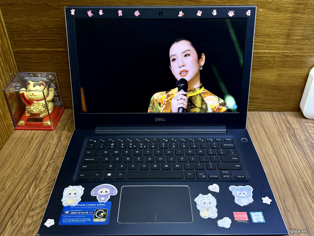 Dell - Core i7 - Có Card rời - Vỏ nhôm luôn - 9