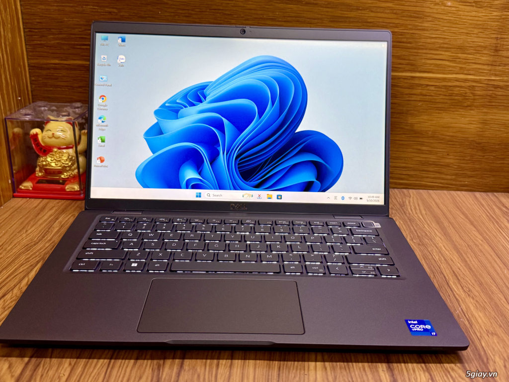 Dell Latitude 7420 - Core i7 1185G7 - 1.2 Kg thôi - 9