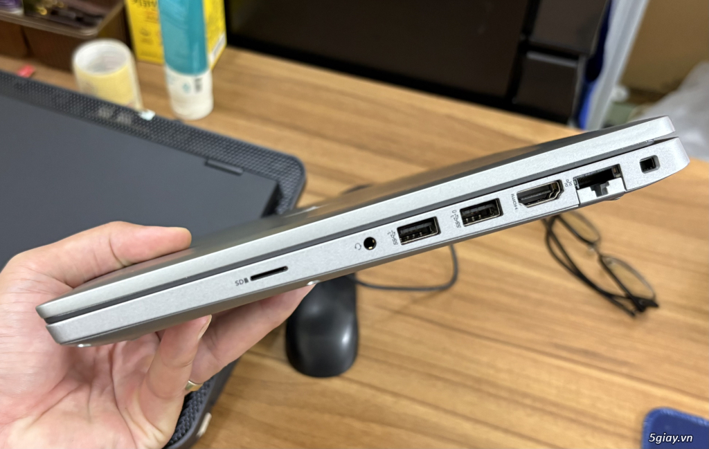 Dell Latitude 5430 i5-1235u Ram 16g SSD 256G zin đẹp - 3