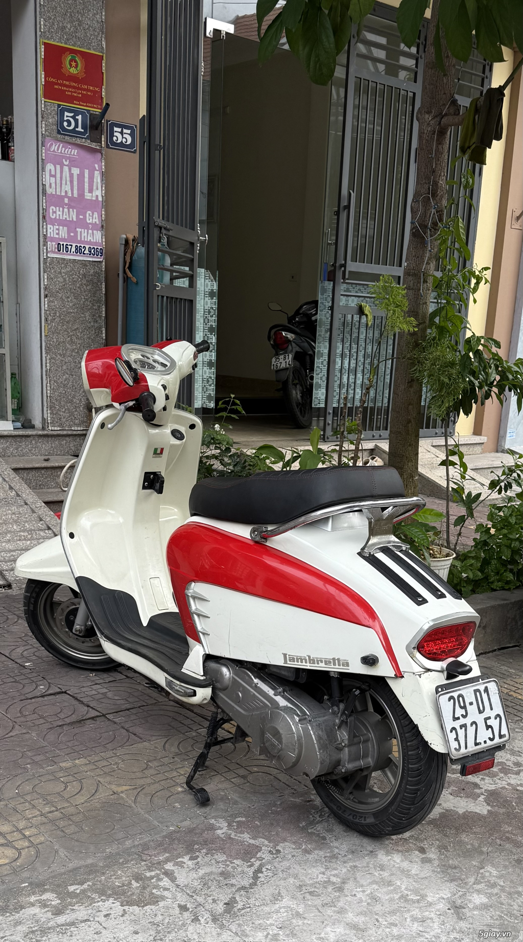 Lambretta LN125 nhập khẩu màu Trắng Đỏ - 2