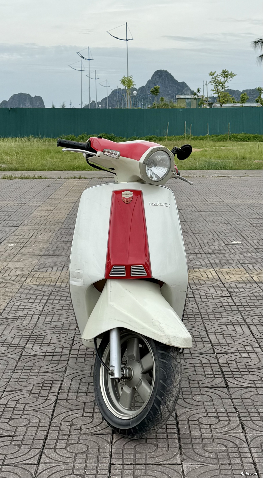 Lambretta LN125 nhập khẩu màu Trắng Đỏ - 1